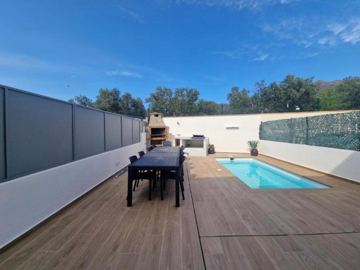 Casa Praga Villa Roses Kültér fotó